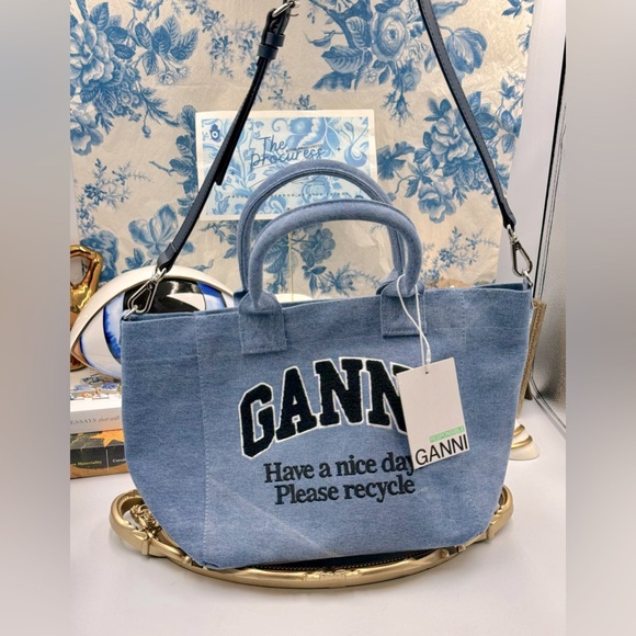 🆕 GANNI 🧿 NWT Washed Blue Embroidered Logo Small Shopper - Picture 2 of 11